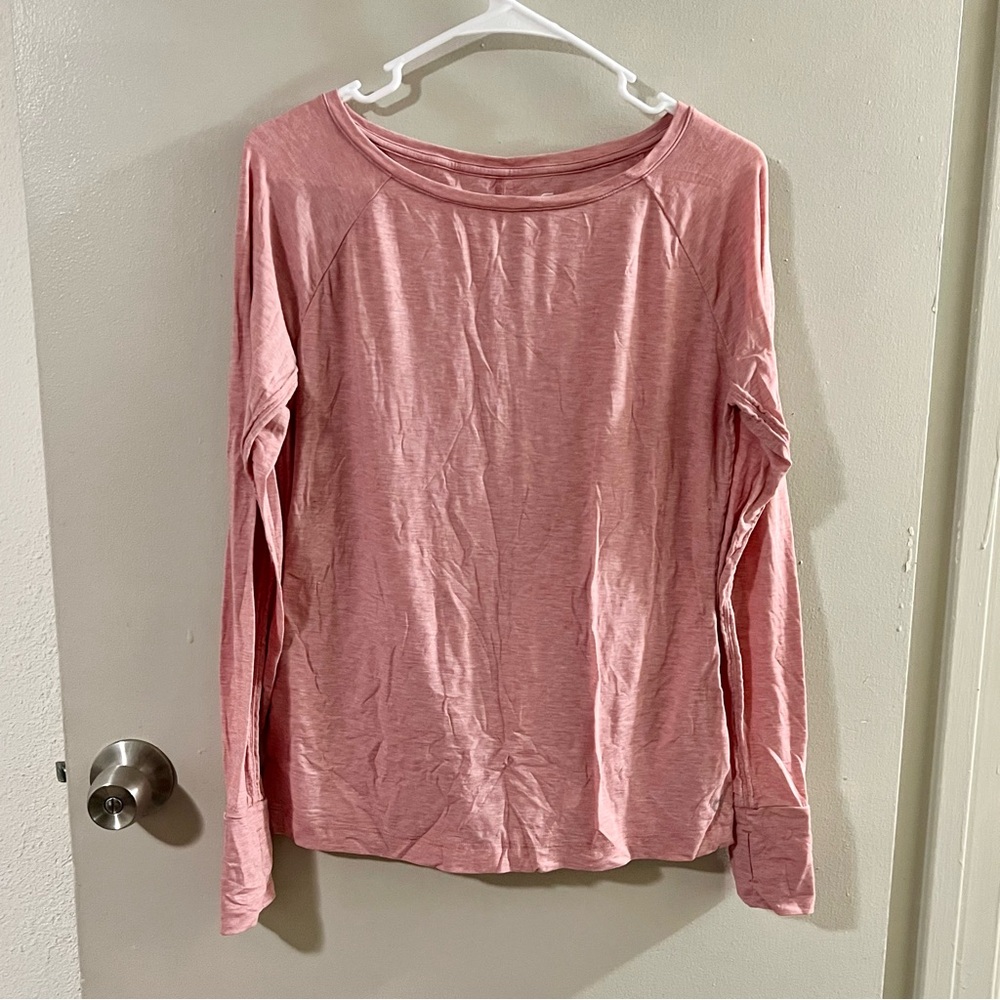 GapFit Breathe Long Sleeve (Pink)